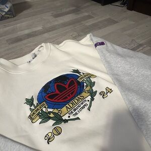 Adidas White and Gray Graphic Sweatshirt